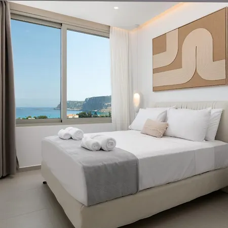 ヴィラ Lindian Poem